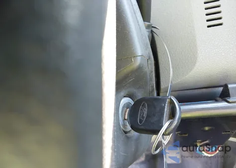 2015 Ford F-250 Xl z USA, uszkodzony, nr VIN 1FTBF2B67FEB76432